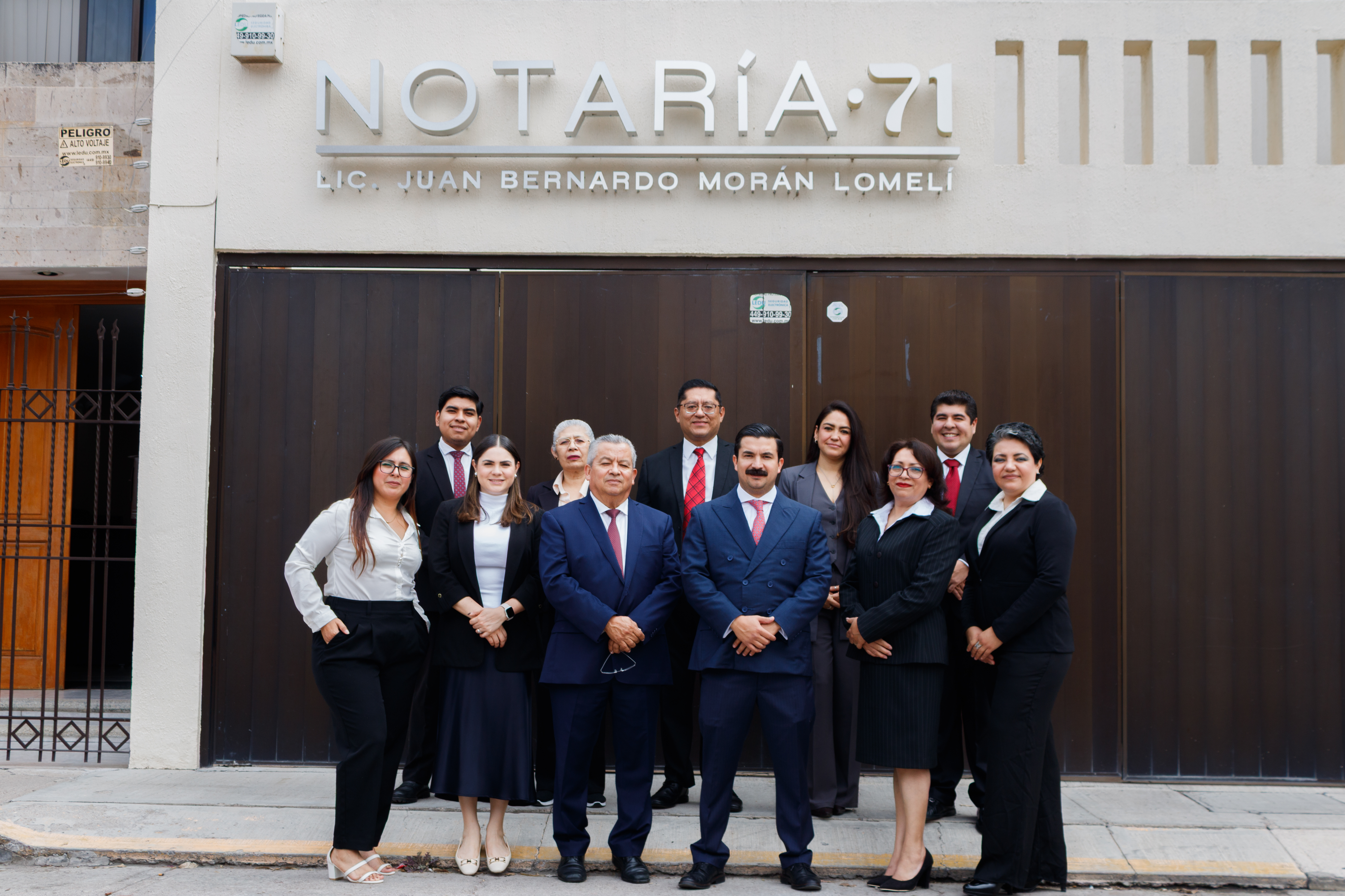 Equipo profesional Notaría 71 Aguascalientes - Servicios notariales de confianza